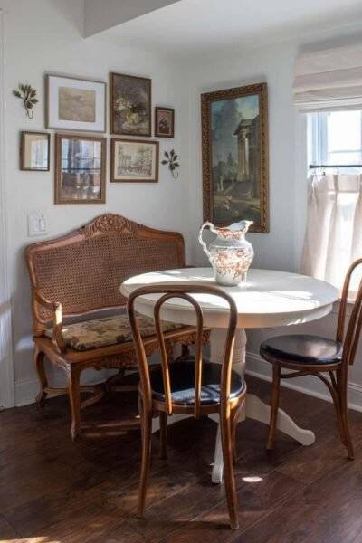 14 Elegant Small Kitchen Table Ideas For A Classy Home - Astrapearl