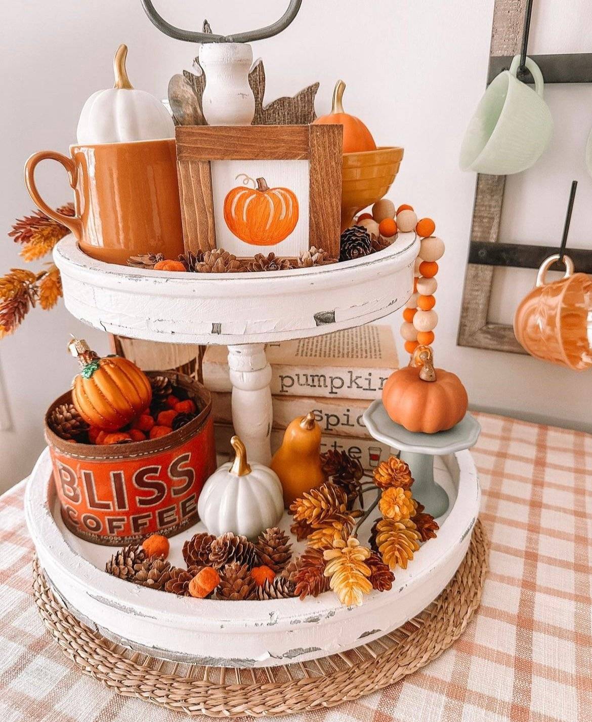 20 Elegant Fall Tray Decor Ideas For A Cozy Home - Astrapearl