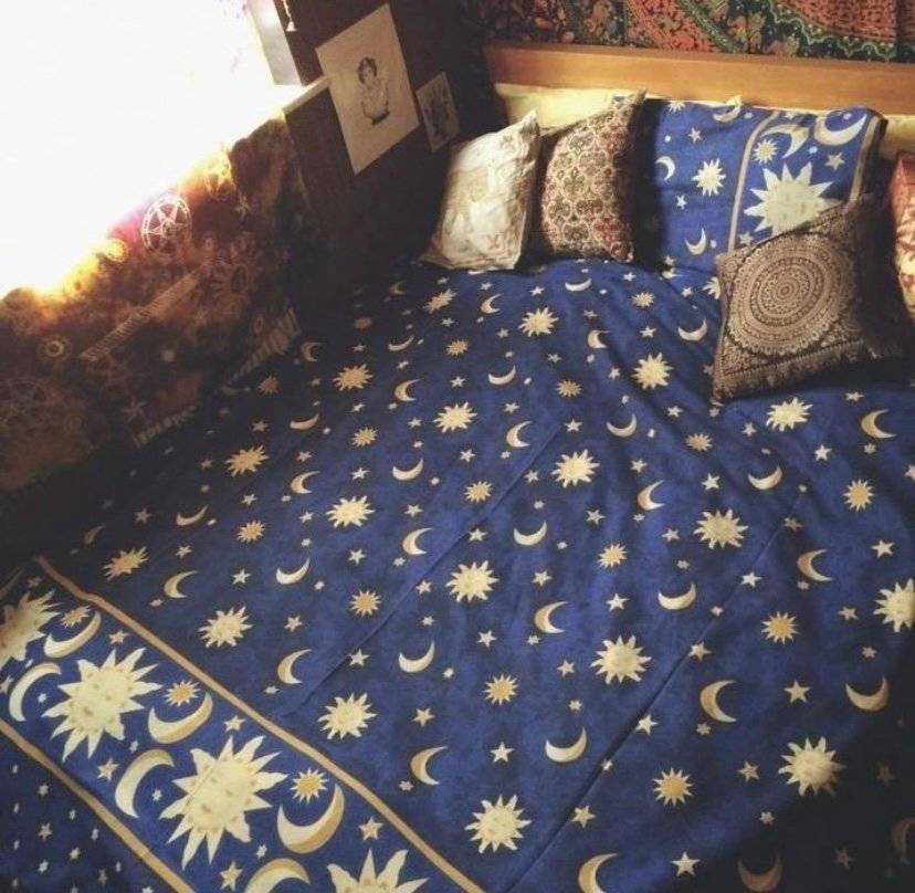 A celestial bedding for a whimsigoth bedroom.