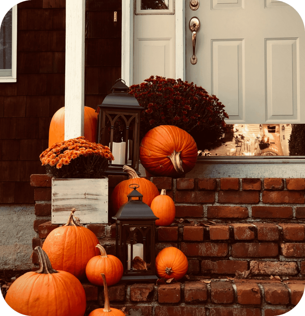 Pumpkins on stairs.