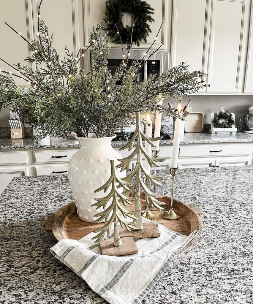 Gold pine trees on a Christmas tray.