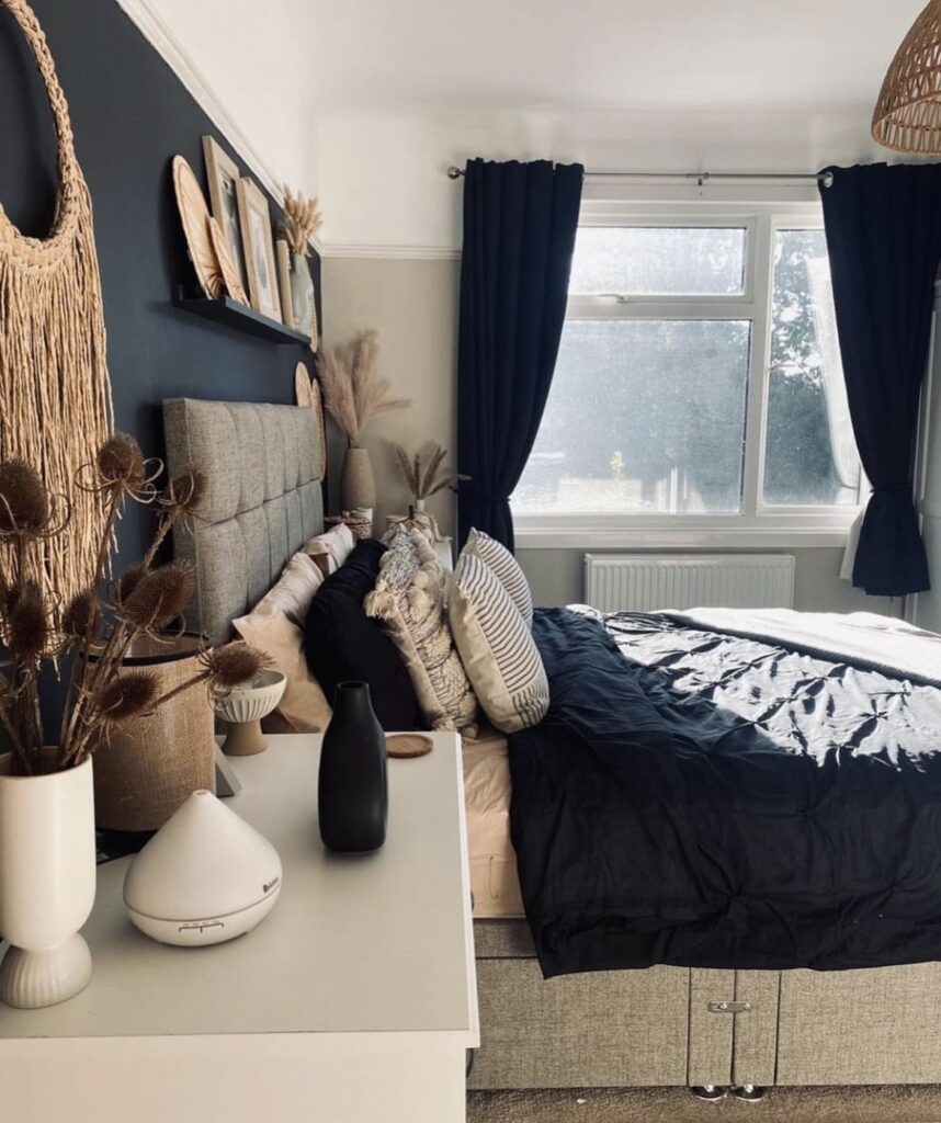 Bohemian decorations in a dark bedroom.