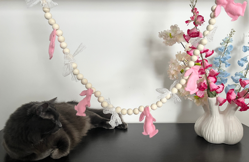 Spring bunny garland - view 1. ©ASTRAPEARL - DO NOT USE
