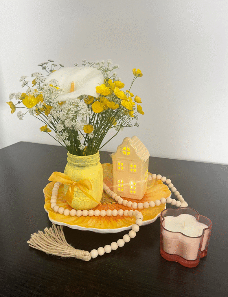 Summer vase decor - view 3. ©ASTRAPEARL - DO NOT USE