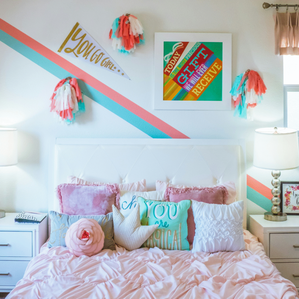 A child bedroom with pink and blue shades.