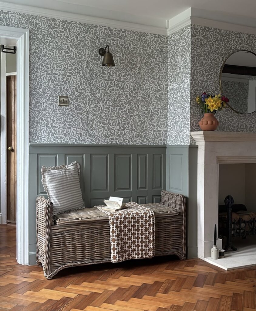 A Light Academia bedroom.