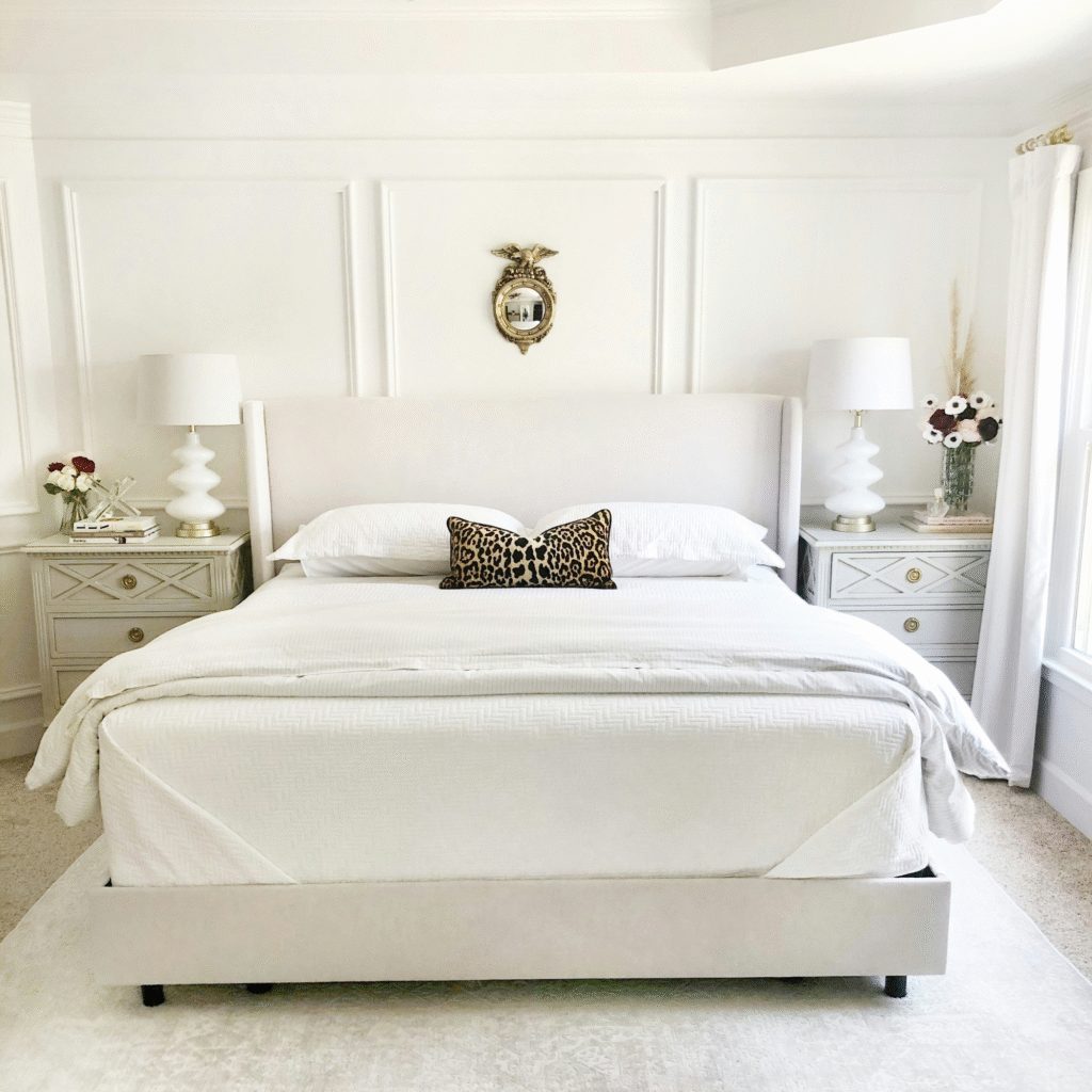 A white traditional bedroom.