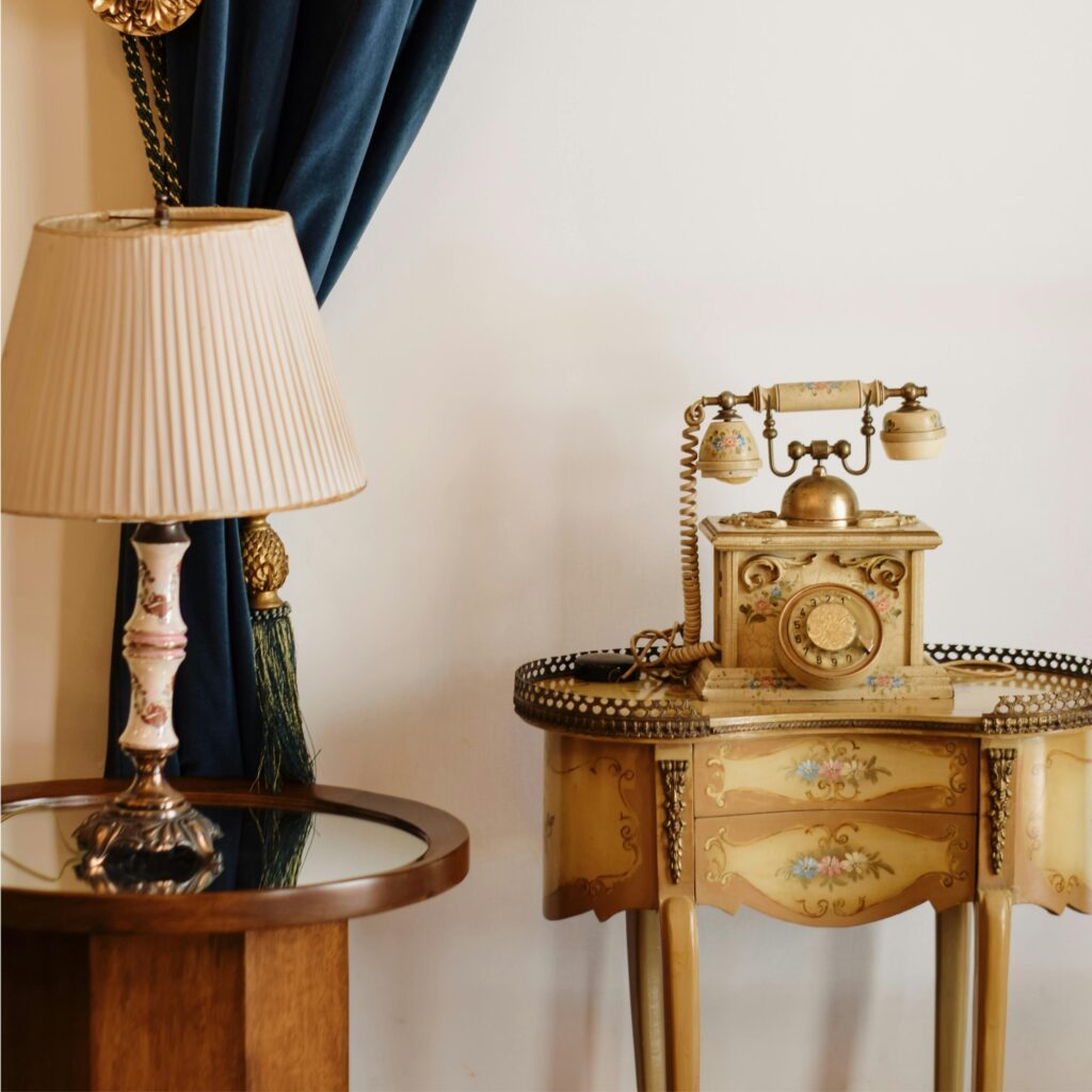 An antique living room.