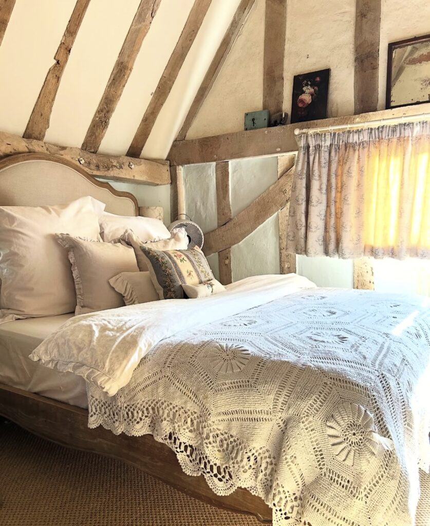 A cottagecore bedroom.