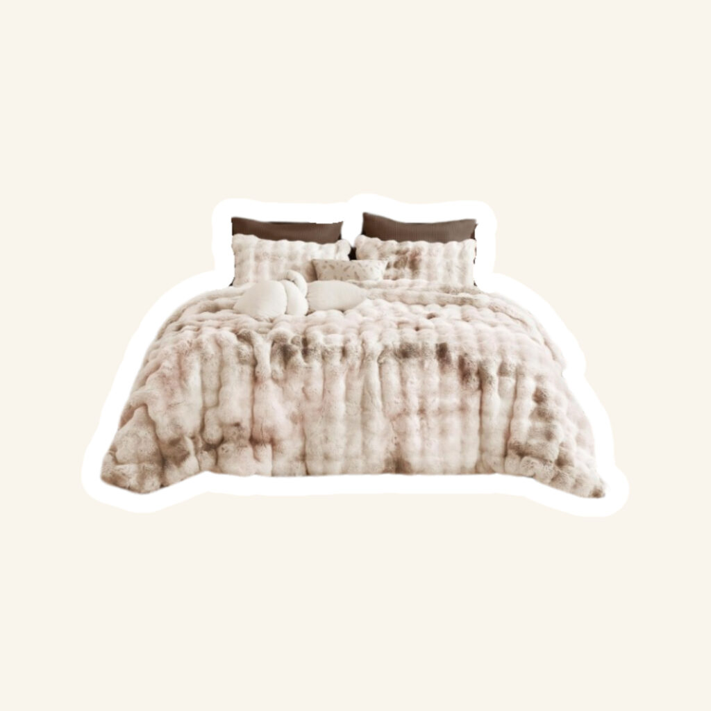 A master bedroom bedding.