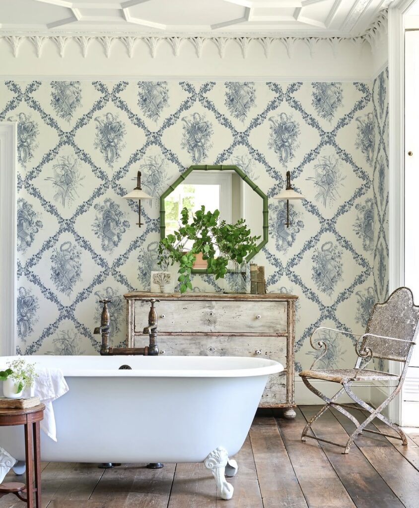 A French country bathroom.