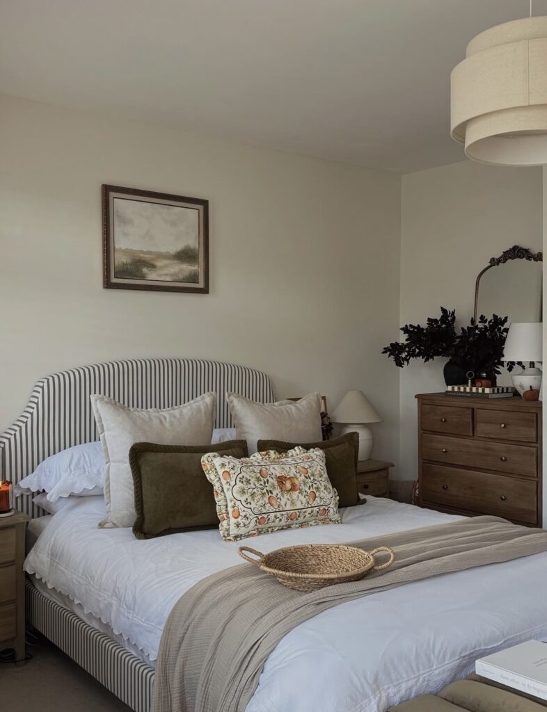 A traditional bedroom.