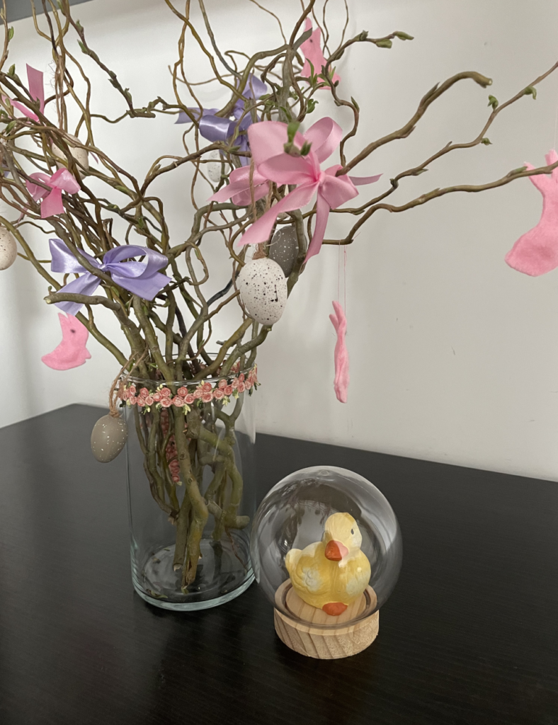 An Easter decor.