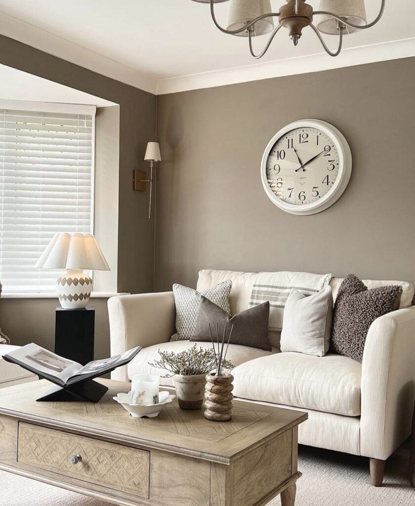 A neutral living room.