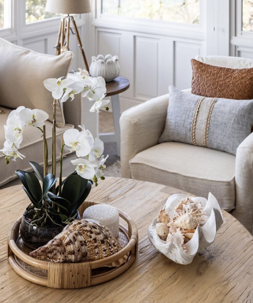 A round coffee table decor.