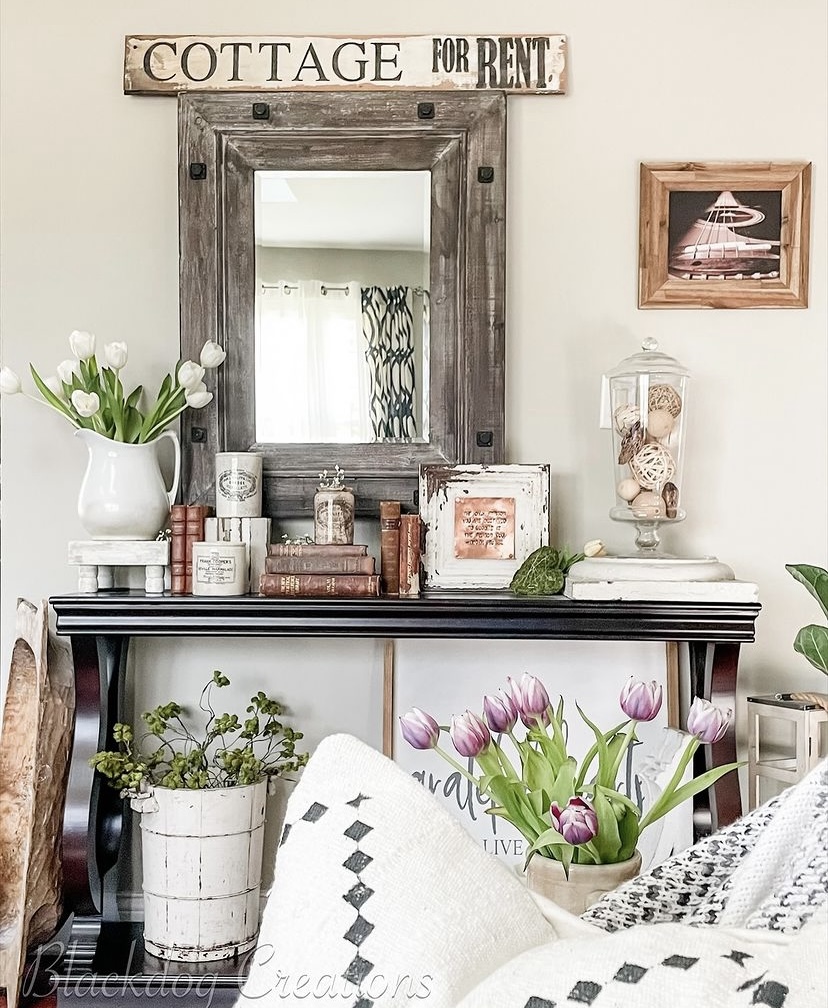 A mirror in an entryway.