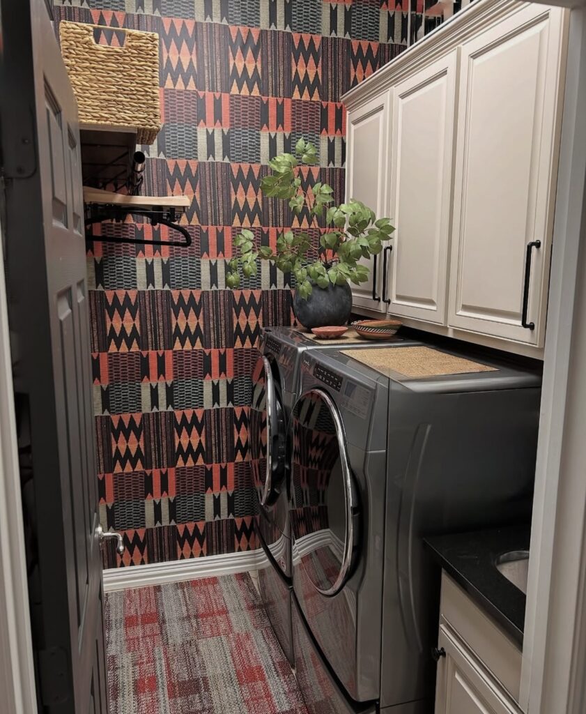 A small laundry room.