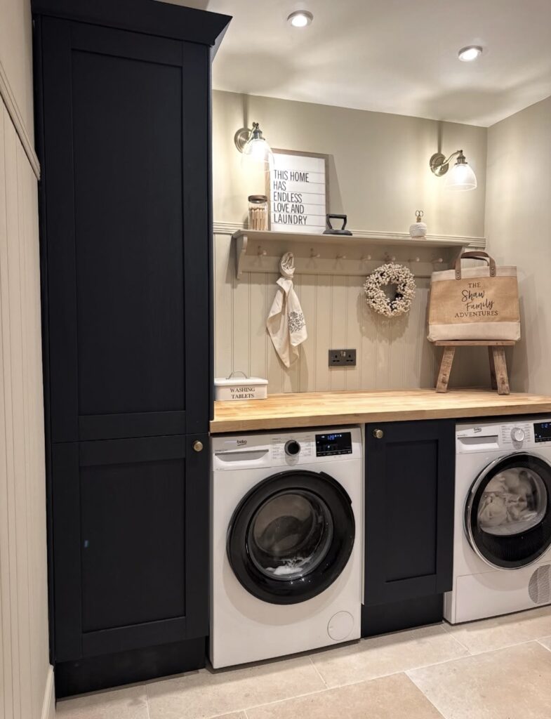 A small laundry room.