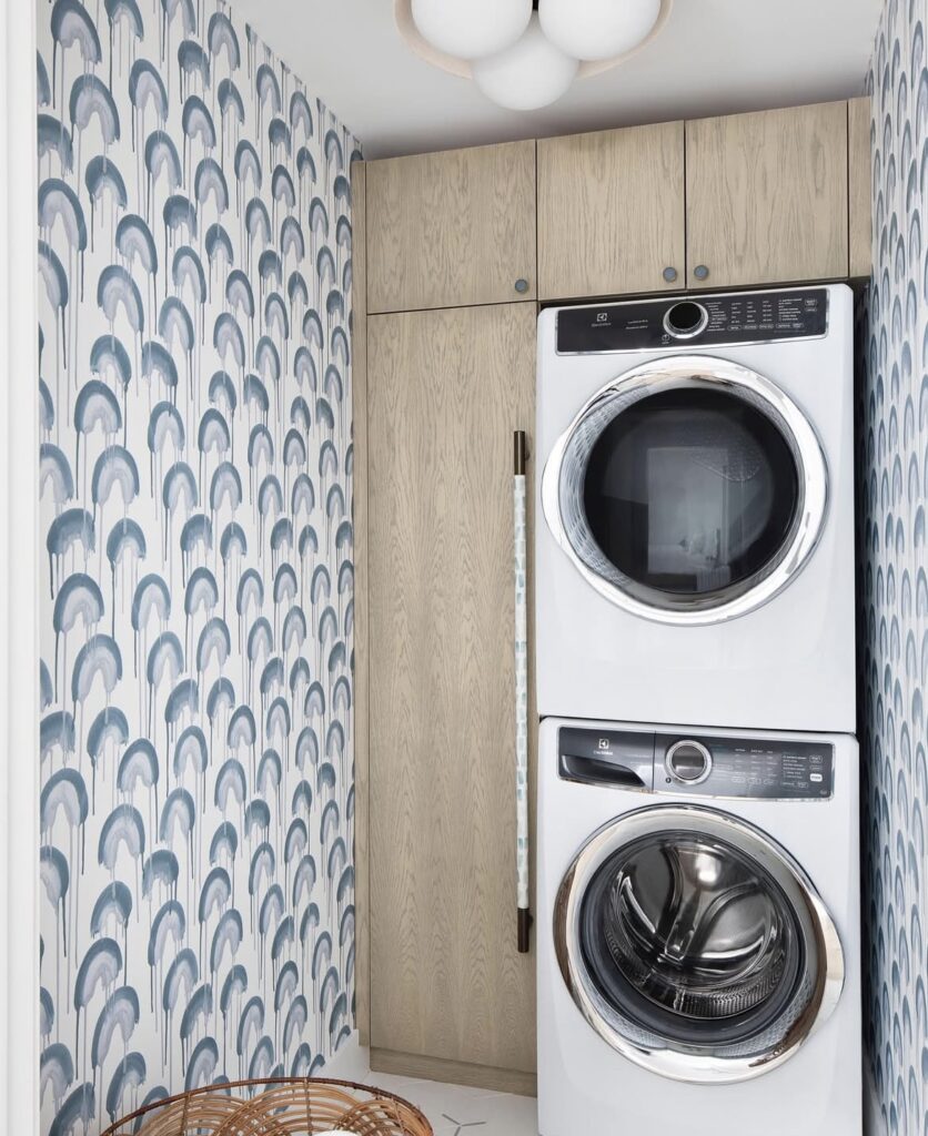 A small laundry room.