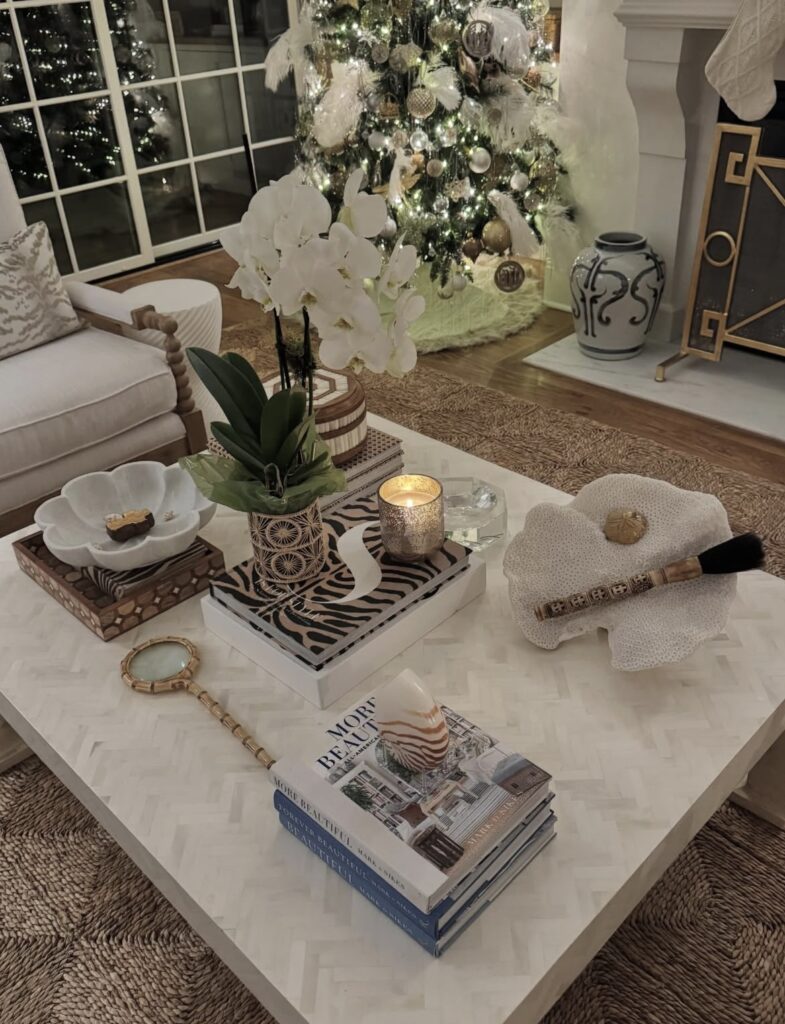 A rectangle coffee table decor.