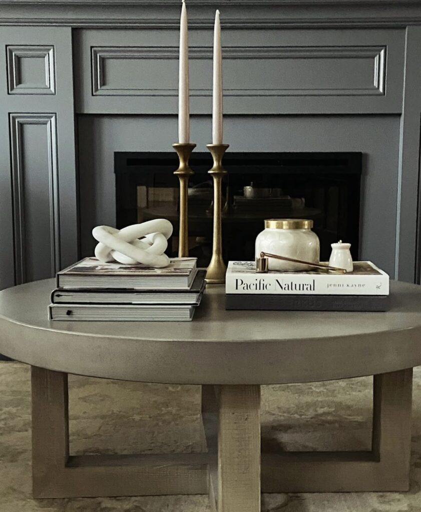 A round coffee table decor.