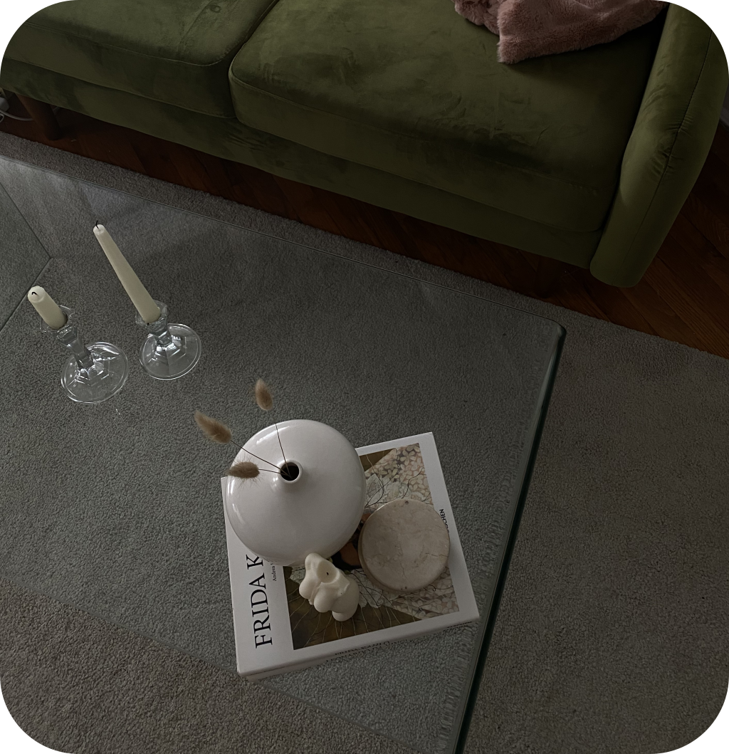 A rectangle coffee table decor.