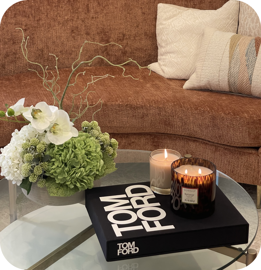 A round coffee table decor.