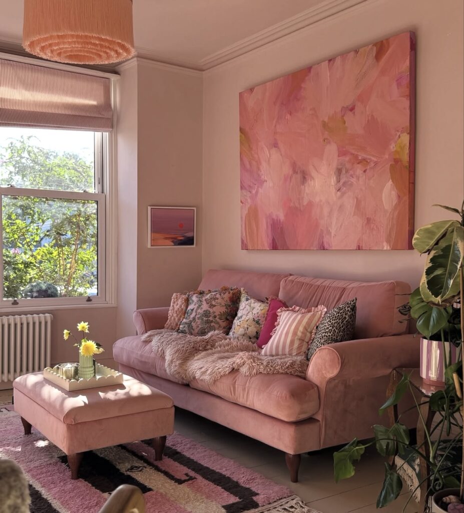 A small living room.