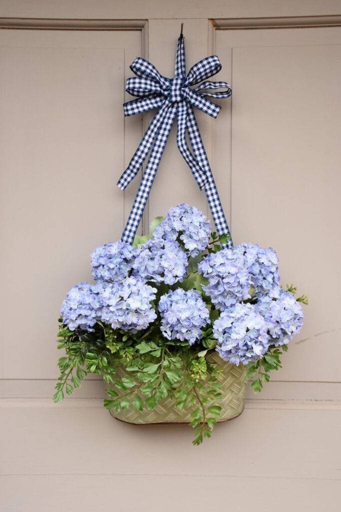 A summer front door decor.