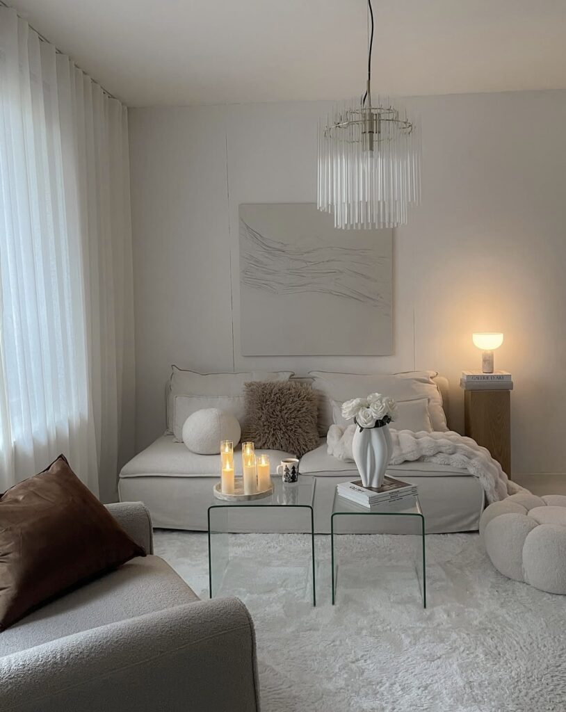 A small living room.