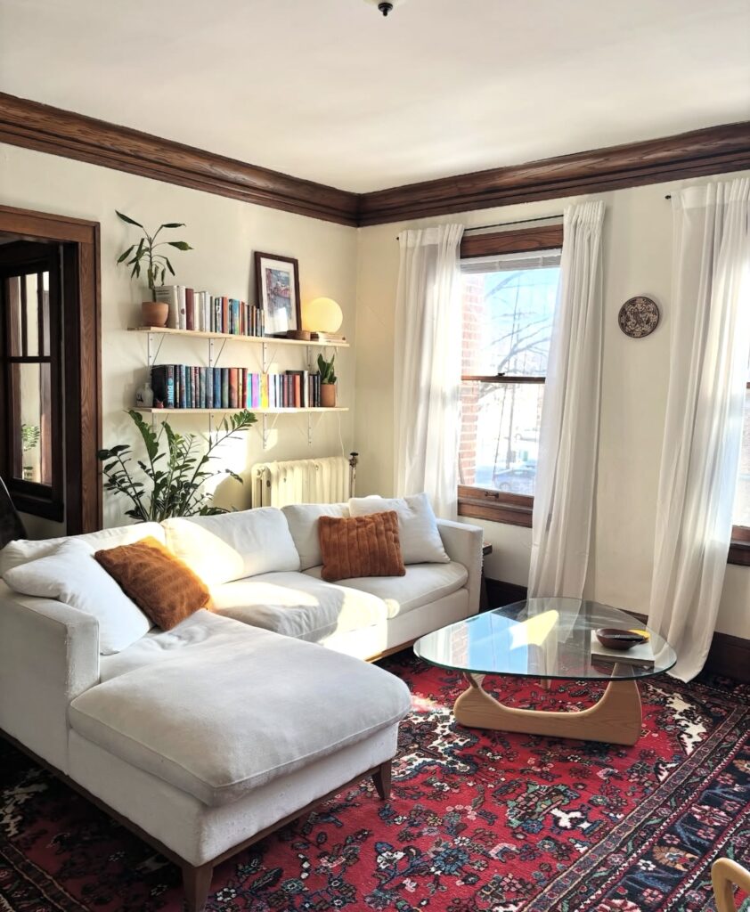 A small living room.