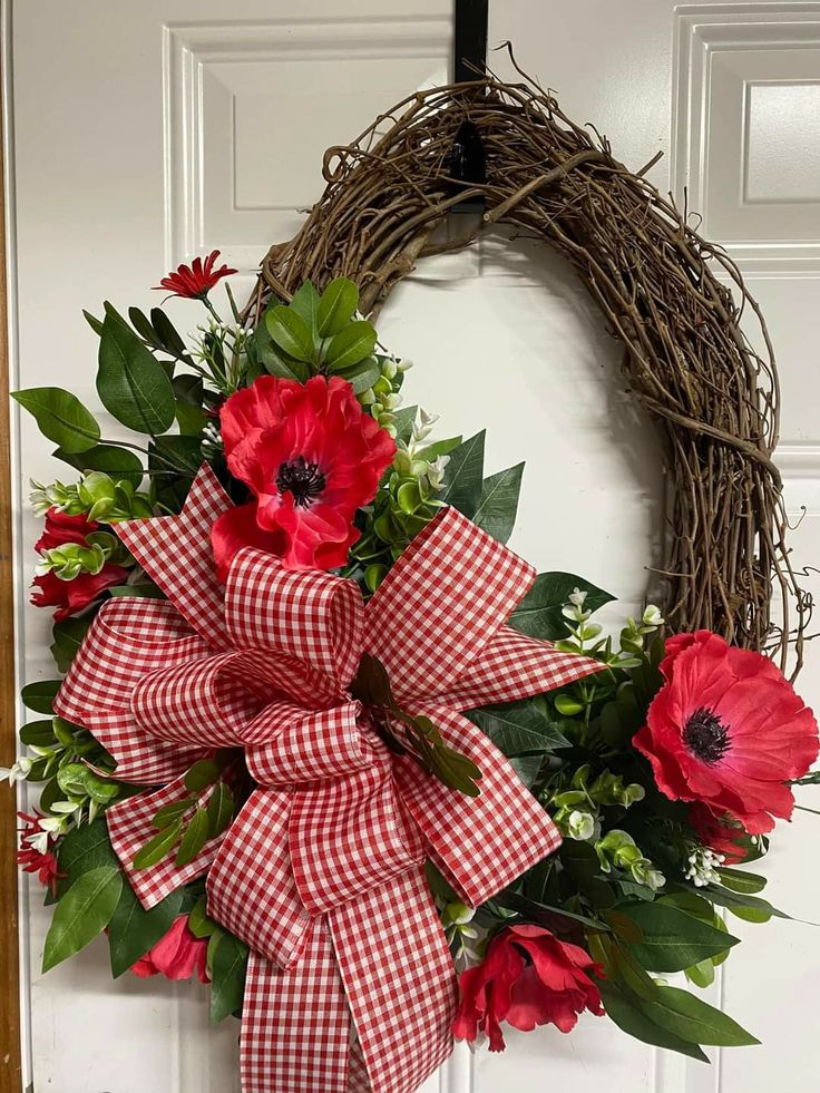 A summer front door decor.