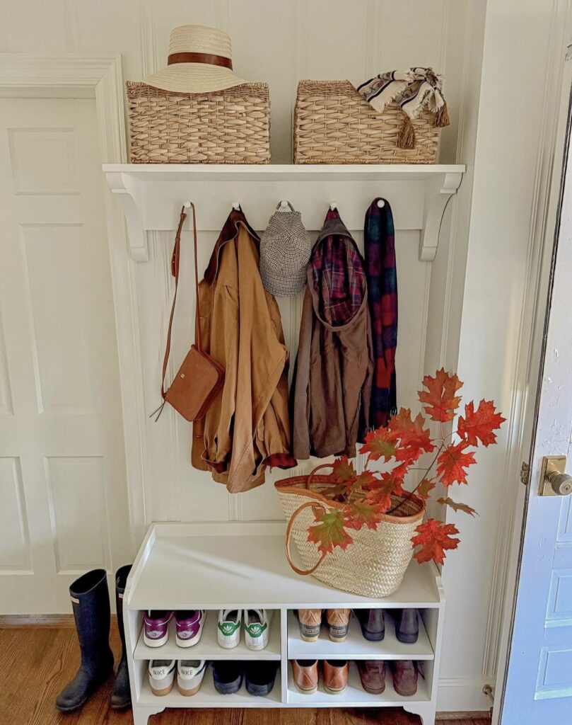 A small mudroom.