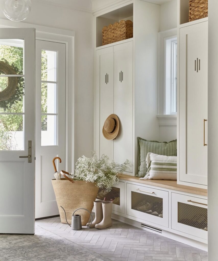 An entryway with storage.